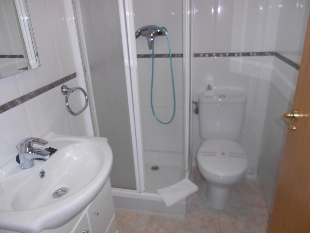 Hostal Ca La Irene Sant Vicens De Castellet Rom bilde