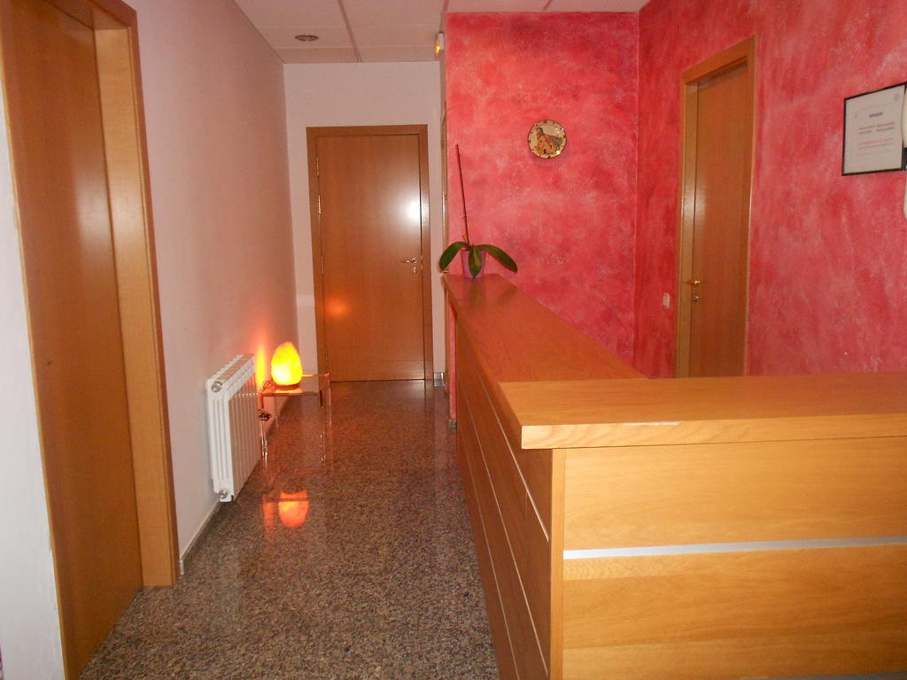Hostal Ca La Irene Sant Vicens De Castellet Eksteriør bilde